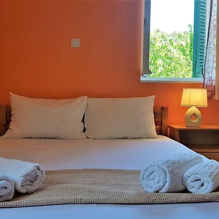 Karydia 4 Pers Apartmán Lazaráta